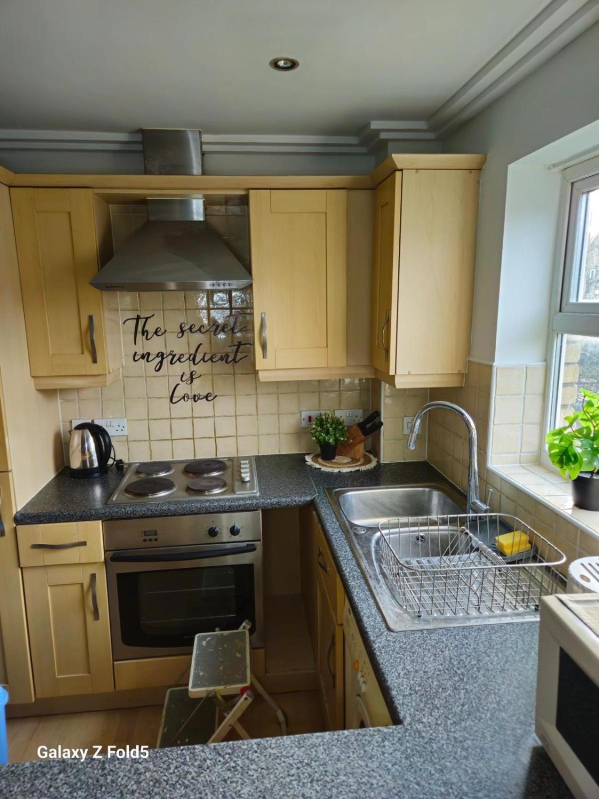 Spacious & Cosy Double And Single Bedrooms Close To Hendon & Colindale Tube Stations Exterior foto